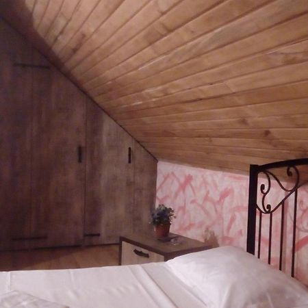 Hotel Isani Tbilisi Cameră foto