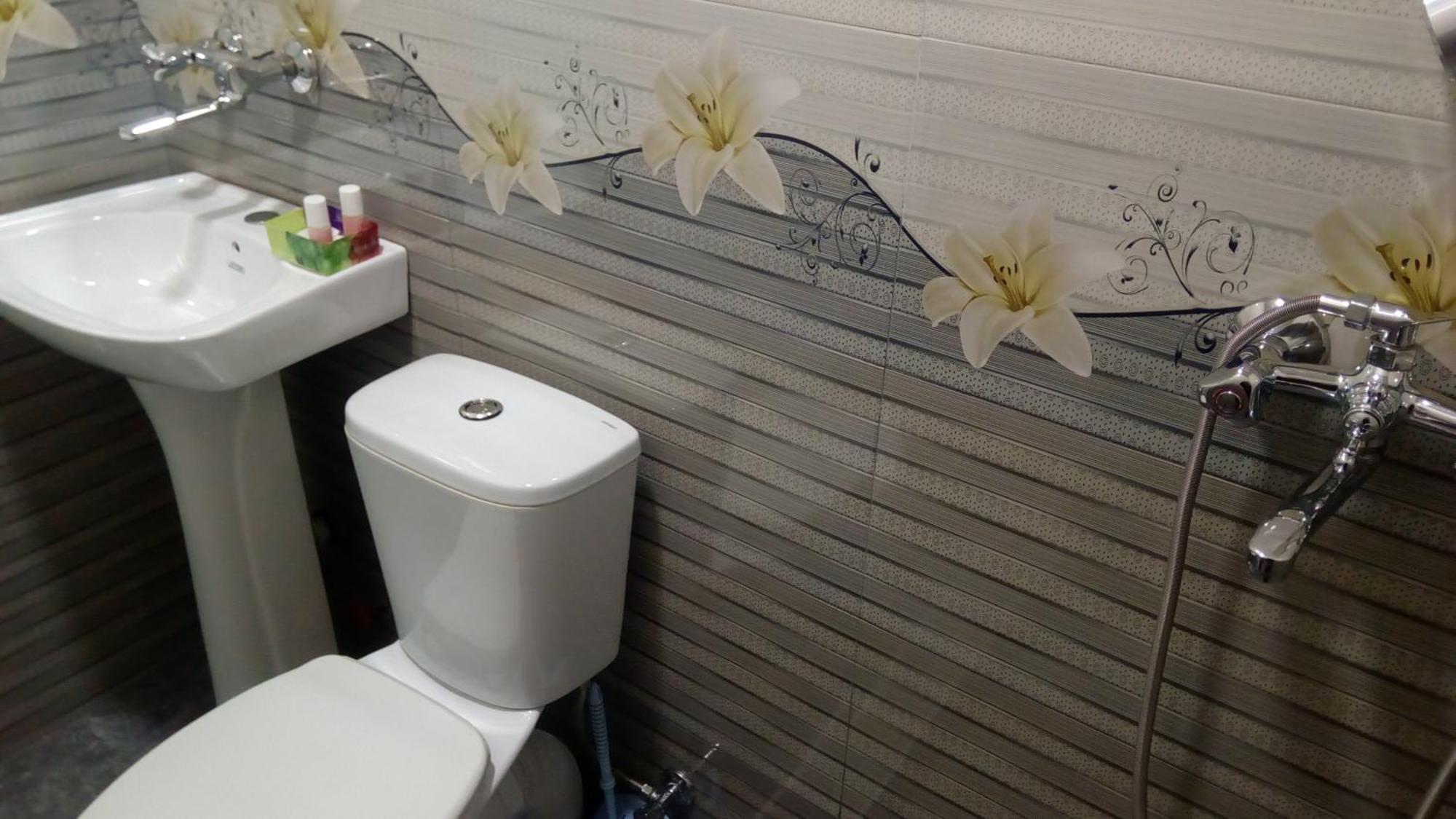 Hotel Isani Tbilisi Cameră foto